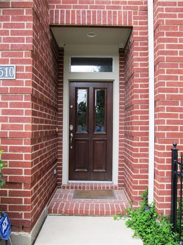 Photo - 3435 Howell St