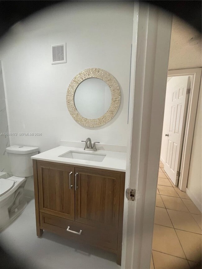 Building Photo - 17255 SW 95th Ave Unit 132