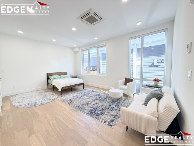 Photo - 38 Hichborn St Unit 304