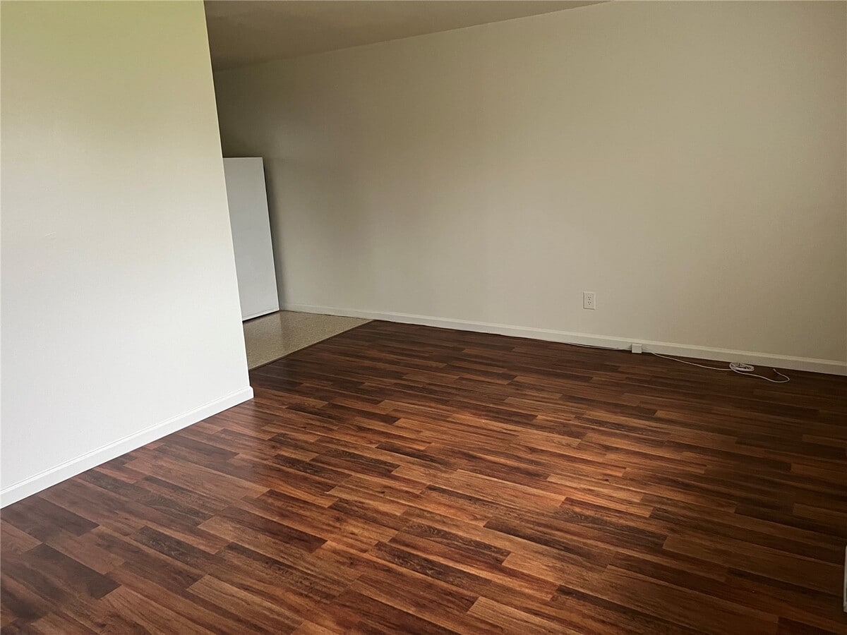 Photo - 117 N 14th St