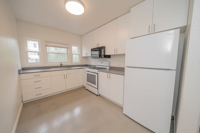 Photo - Live Where Berkeley Comes Alive - Steps from Park, Café, and BART Unit 2125