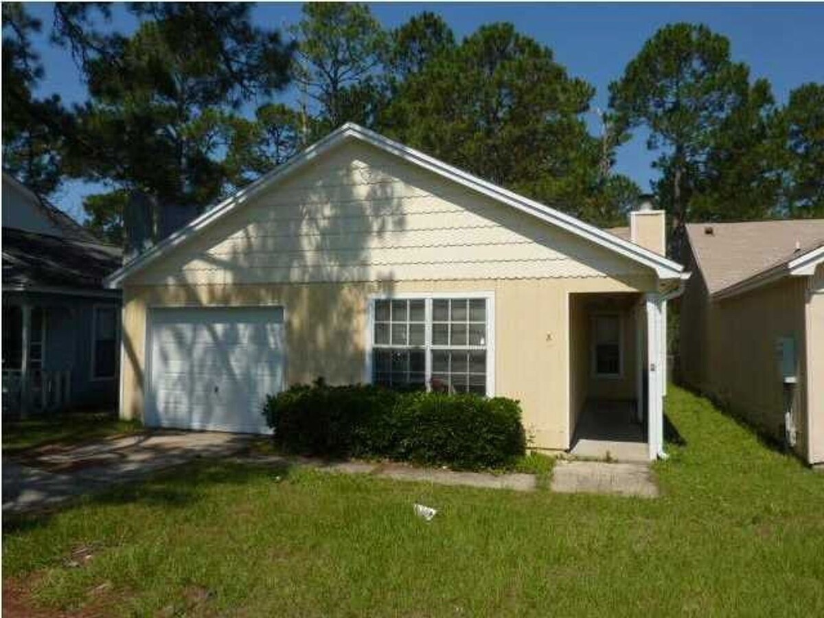 3-Bedroom 2-Bath Adorable Home $1950 Month... - 3-Bedroom 2-Bath Adorable Home $1950 Month...