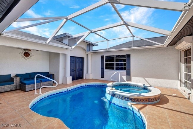 Building Photo - 2033 SE 27th Terrace