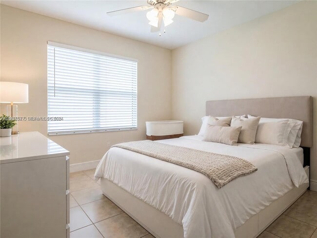 Photo - 4205 SW 136th Pl