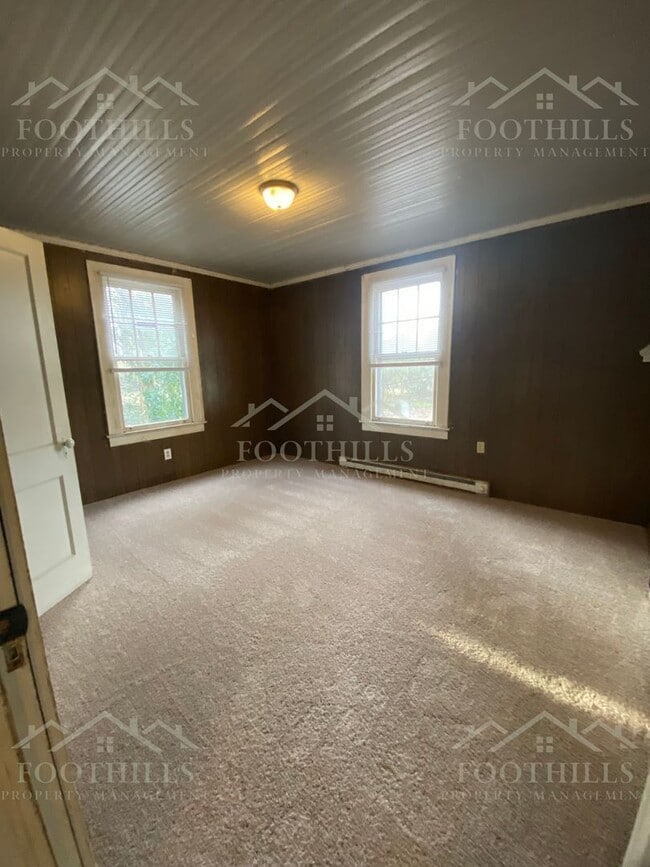 Photo - 708 Crescent Dr