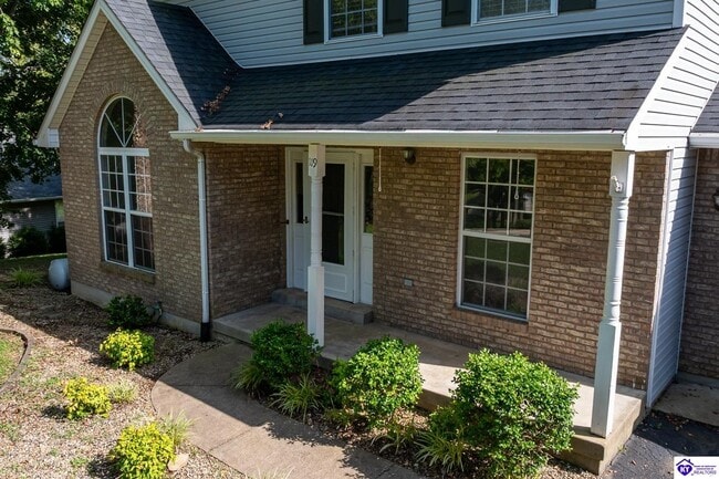 119 Charlotte Cir