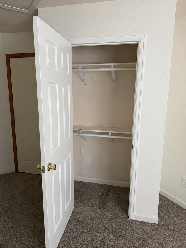 Photo - 1637 Westbridge Dr