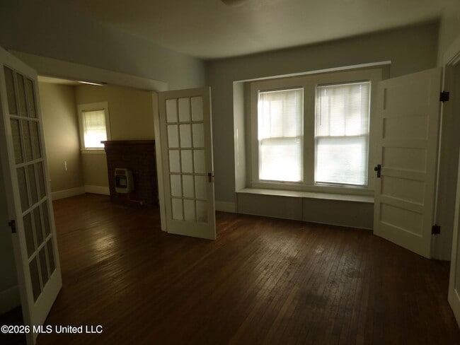 Photo - 412 S 6th St