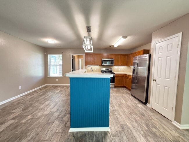 Photo - 8102 Sanders Glen Ln