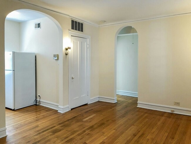 Photo - 3618 N Marshfield Ave Apartamento Unidad 1B