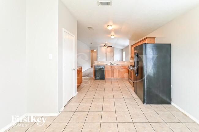 Photo - 17822 Seco Creek Ln