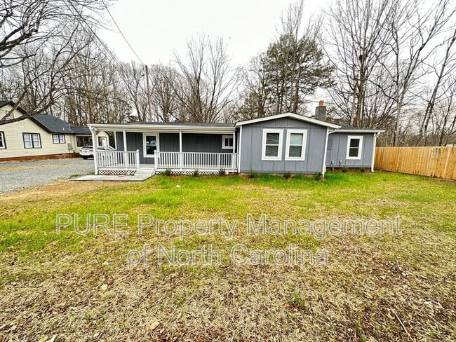 Photo - 3345 E Ridge Rd House