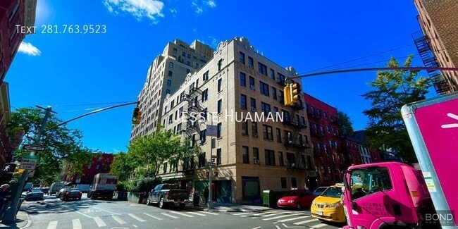 Building Photo - 218 W 10th St Unit 3FG
