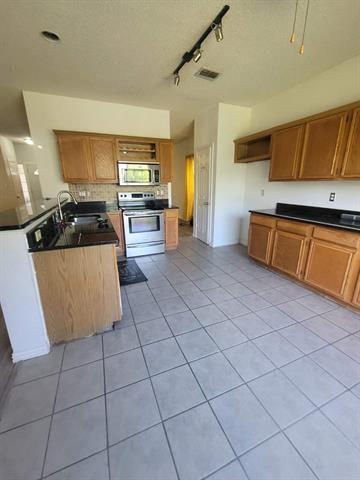 Photo - 10132 Long Rifle Dr