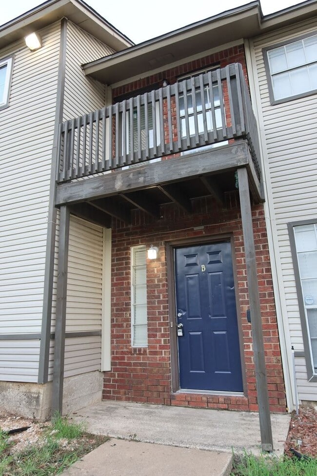 Downtown / Riverside Townhome - 2BD/2.5BA ... - Downtown / Riverside Townhome - 2BD/2.5BA ...
