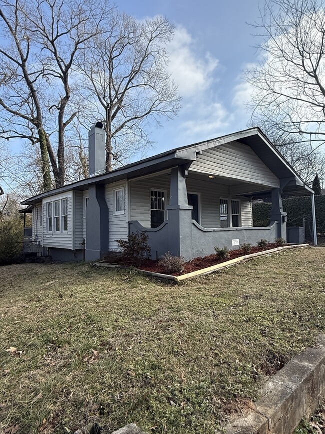 Photo - 605 80th St S