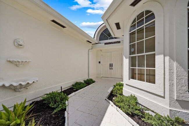 Photo - 2587 Muir Cir