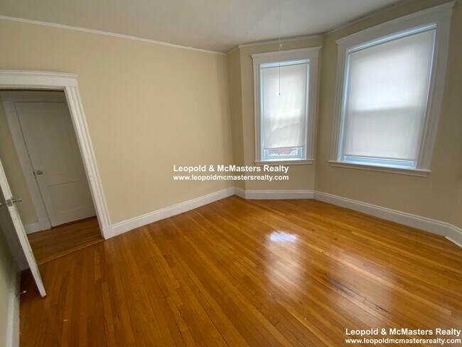 Photo - 217 Kelton St Apartments Unit 1