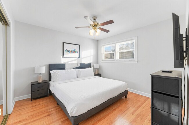 Photo - 3457 Main St Unidad ID1372971P