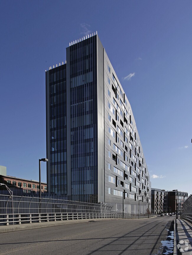 Photo - Macallen Building