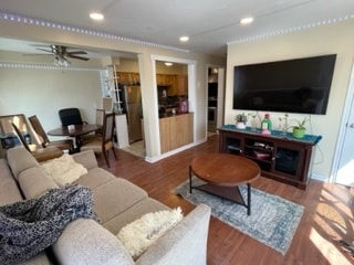 Photo - 359 S Elizabeth St Unit 359