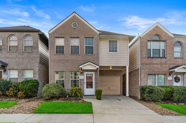 Building Photo - 218 Plaza Del Sol Park