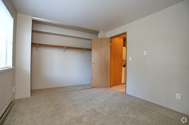 1 BR-Bedroom