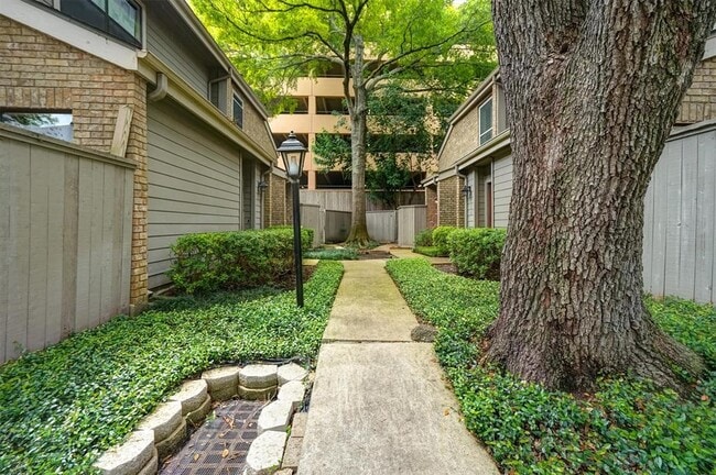 Photo - 2601 Augusta Dr Condo Unit 26