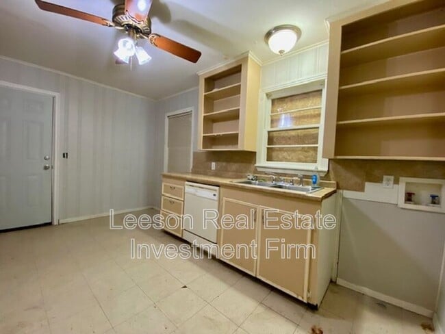 Photo - 4259 Rightway Ave