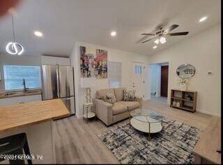 Photo - 204 Williams St