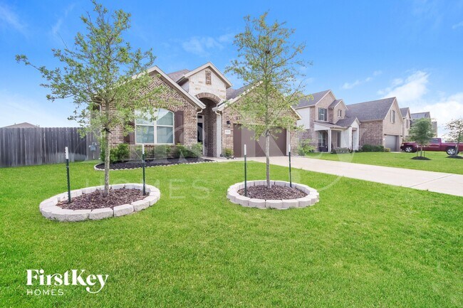 Photo - 8723 Jonquil Dr