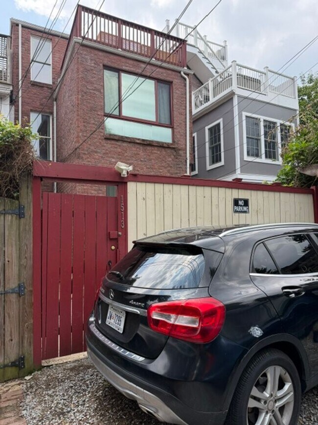 Photo - 1513 T St NW Unit 1