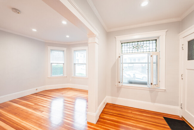 Photo - 11 Atkins St Condo