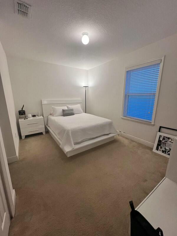 Photo - 189 NE Jettie Terrace