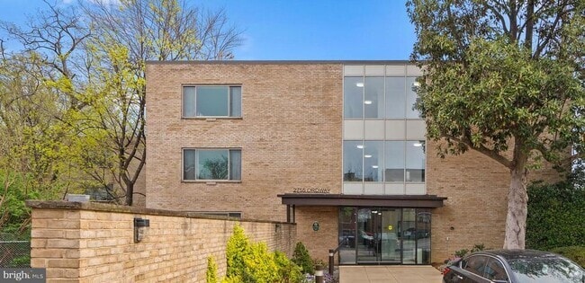Building Photo - 2755 Ordway St NW Unit 201 Rental