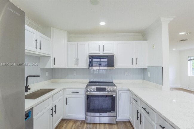 Photo - 30 NW 159th St