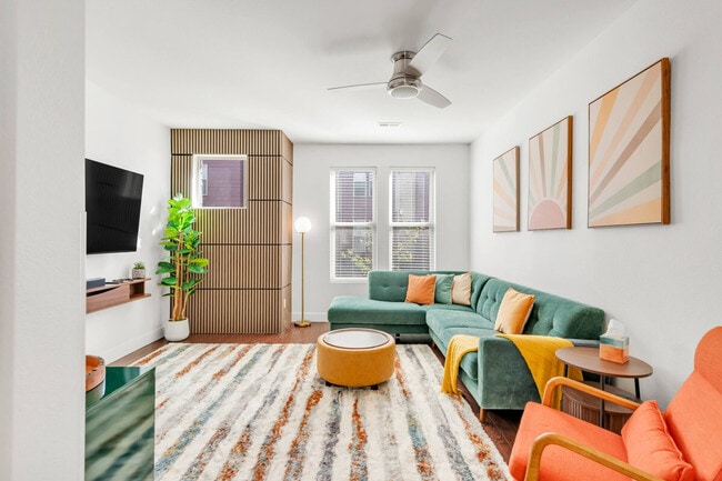 Building Photo - 1278 W 11th Ave Unit ID1300967P Rental