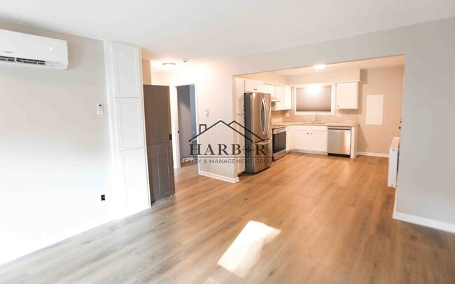 Photo - Fully Renovated 2 Bedroom! Unit 1346