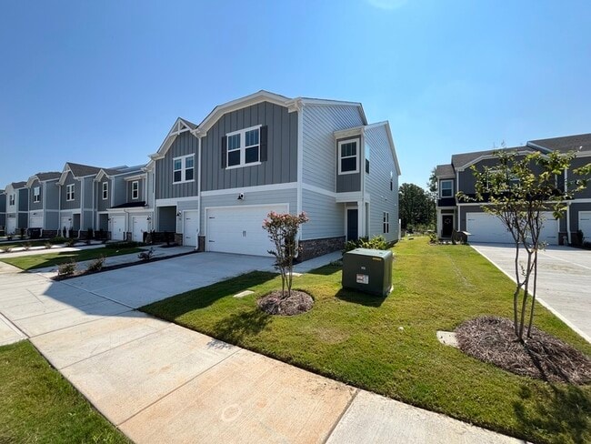 Building Photo - 1716 Braemar Vlg Dr Rental