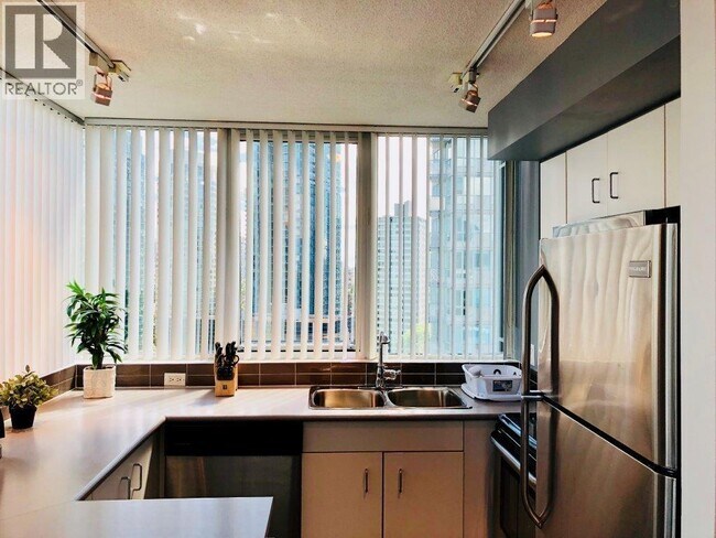 Photo - 555 Jervis St Unité 2406