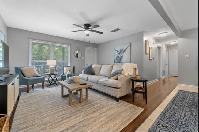 Photo - 6505 Chippewa Dr