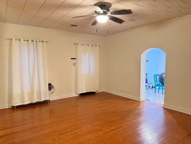 Photo - 316 S Broad St Unit Apt 3 (Rear)