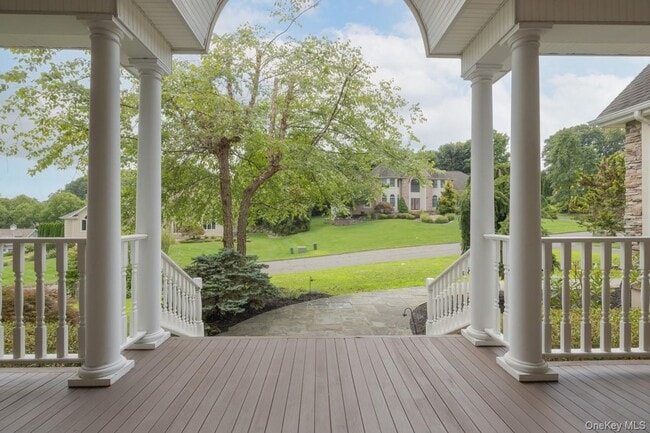 23 Sandyfields Ln