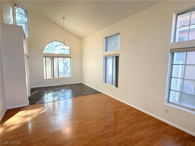 Photo - 2836 Huber Heights Dr