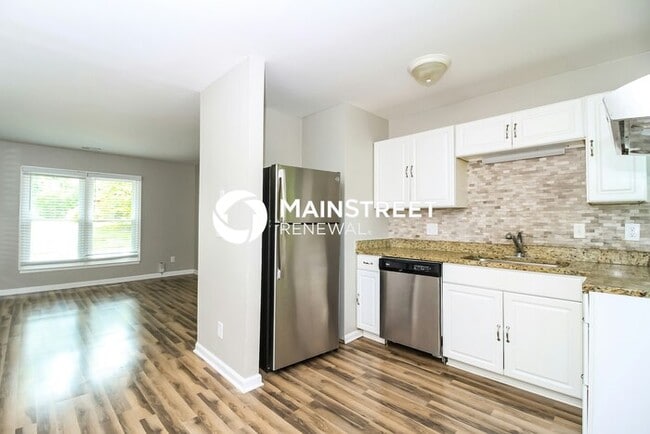 Photo - 4 Bedroom Pet-Friendly Home in Greensboro, NC with Main Street Renewal