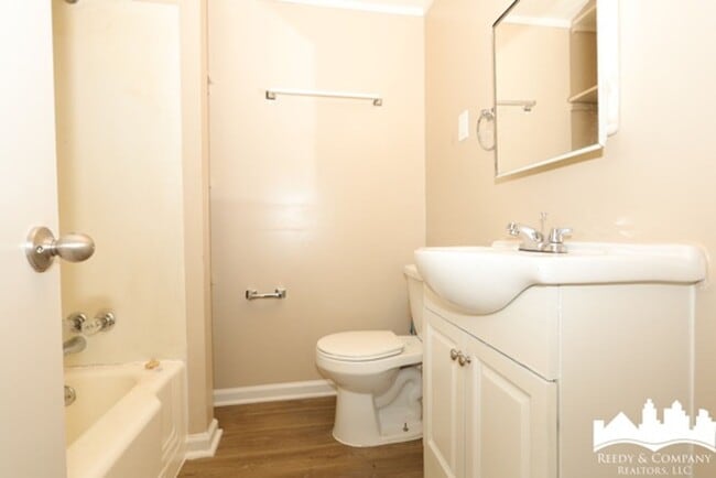 Photo - 4046 New Willow Rd