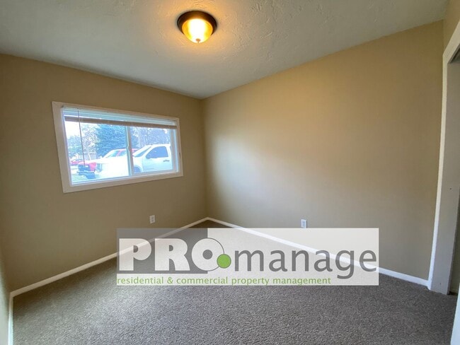Photo - 2 bed / 1 bath apartment in Idaho Falls Unit 774 #2 (UR)