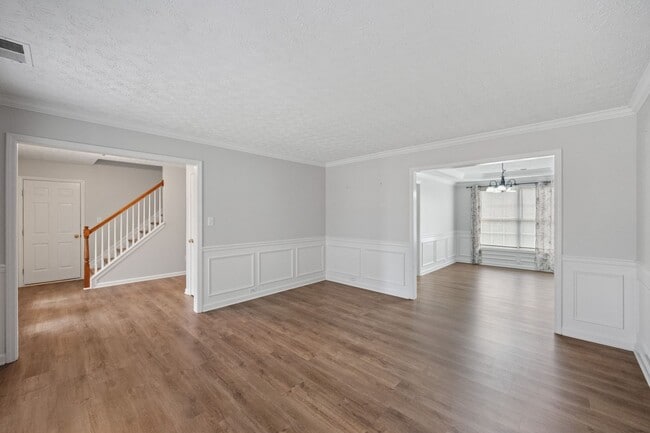 Photo - Beautifully Renovated Home in Worthington Place