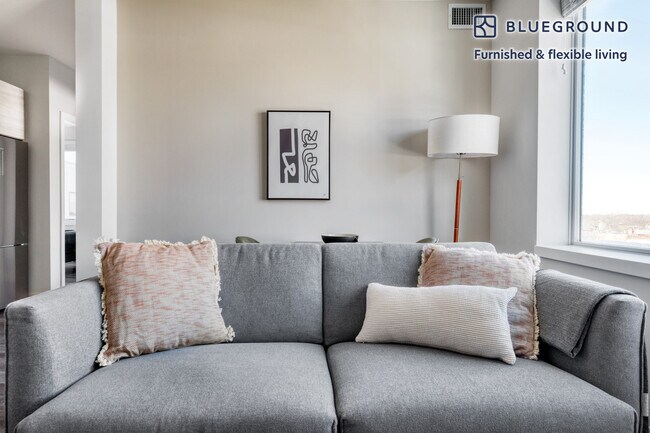 Photo - 6149 N Broadway Unit FL6-ID855