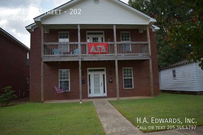 Building Photo - 811 13th St Unit 202 Rental